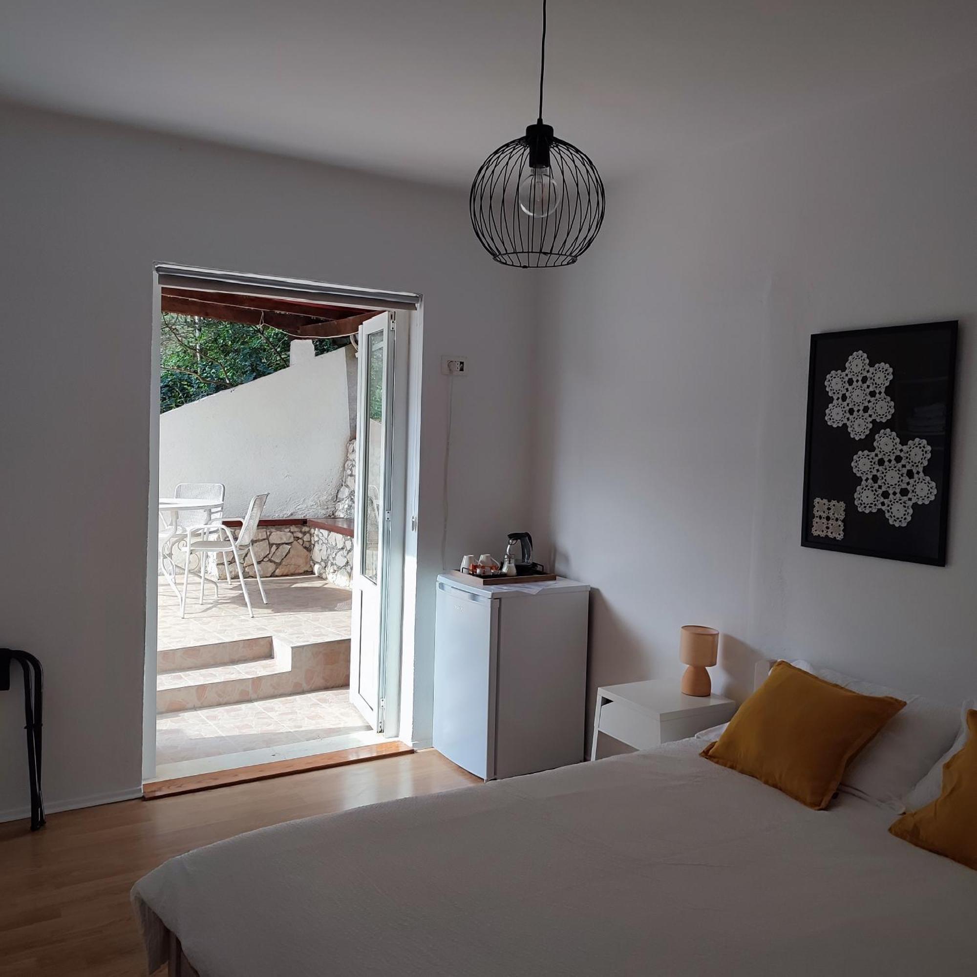 Guest House Vuljan Hvar Town Exterior foto